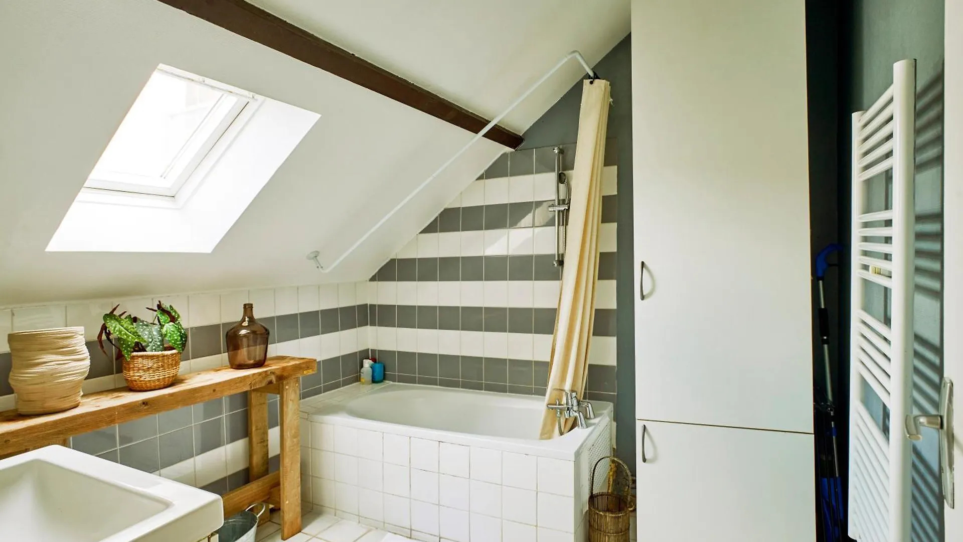 Bourgon Flat Apartment Paris 0*,  France